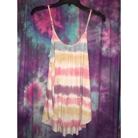 American Eagle Outfitters Tops - American Eagle Outfitters Soft & Sexy Tank Top S